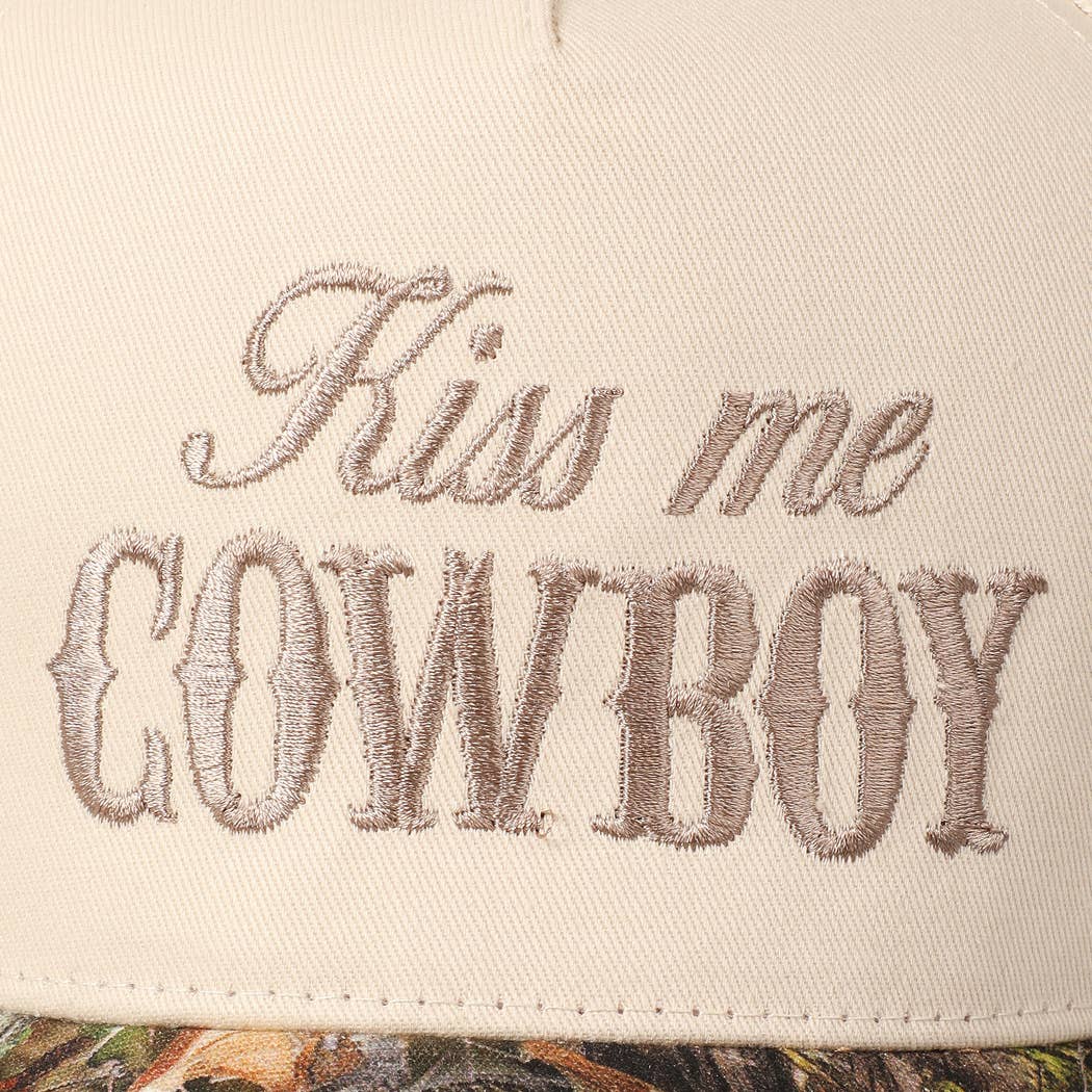 Kiss Me Cowboy Embroidery Two-Tone Cap: CAMO-BEIGE / ONE SIZE