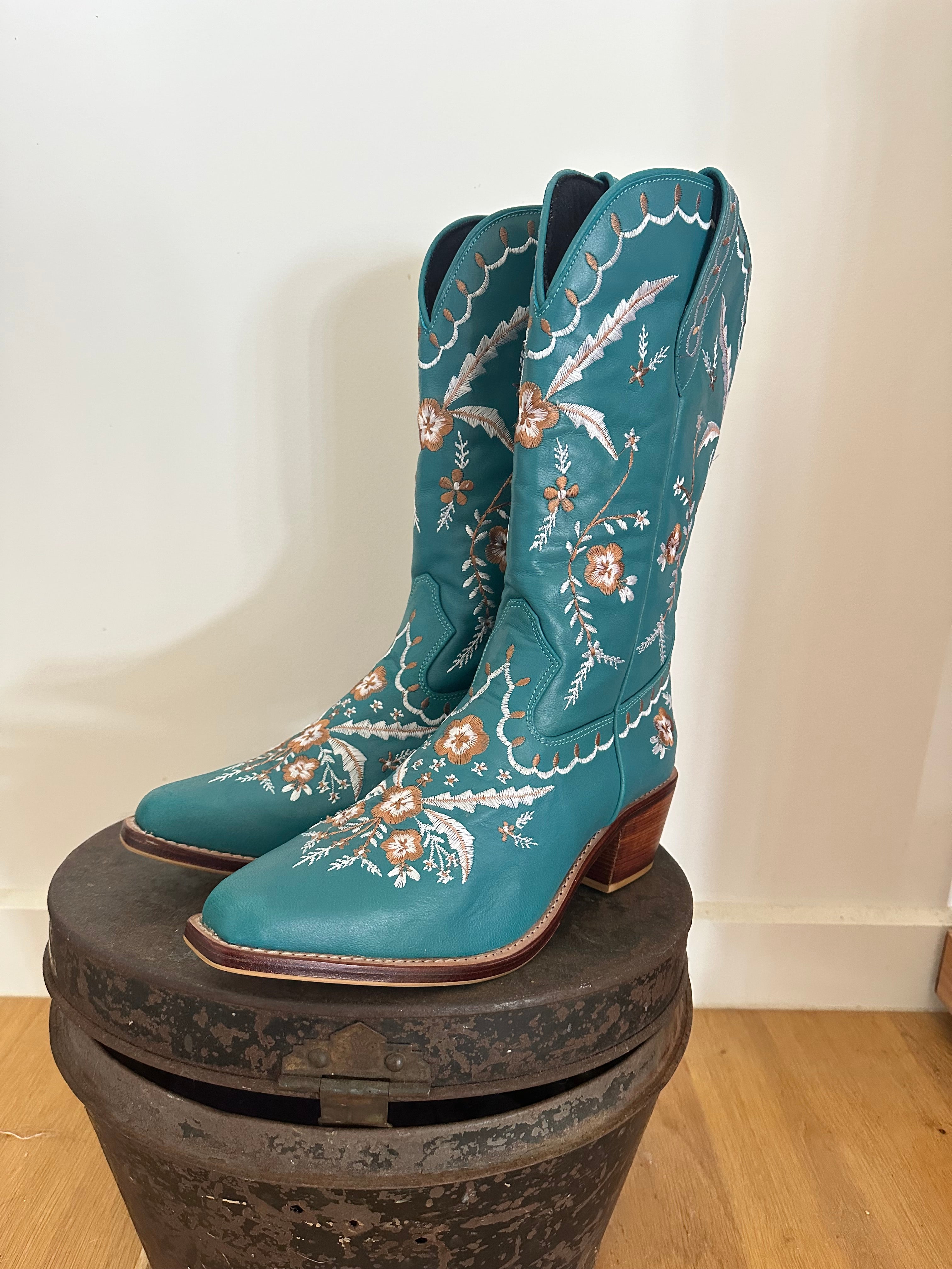 Custom Order Leah Anderson - Size 42, wider at toe bridge 1cm