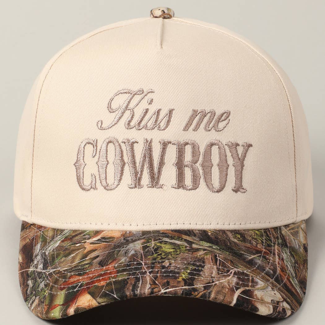 Kiss Me Cowboy Embroidery Two-Tone Cap: CAMO-BEIGE / ONE SIZE