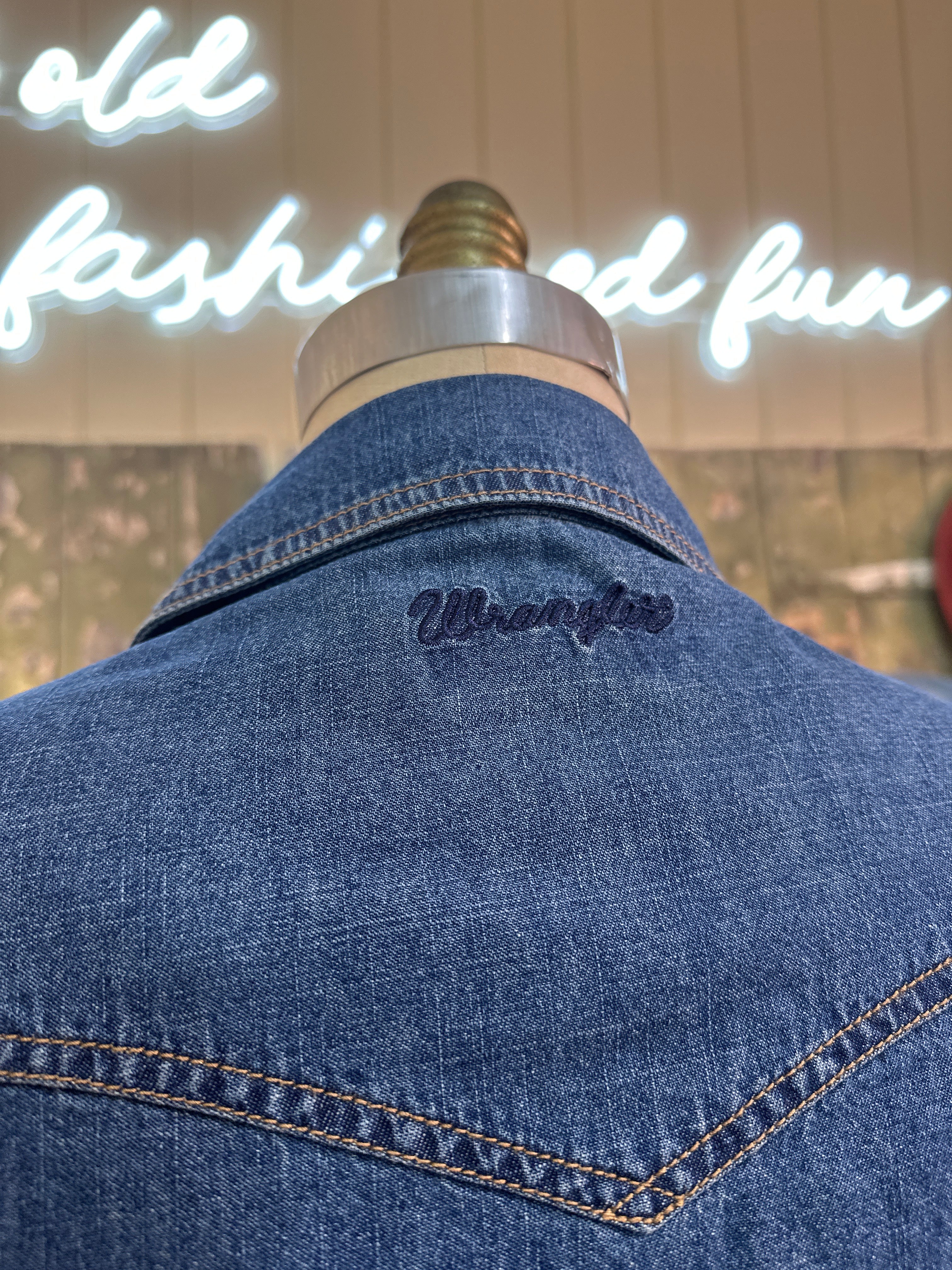 Wrangler Fitted Denim Shirt