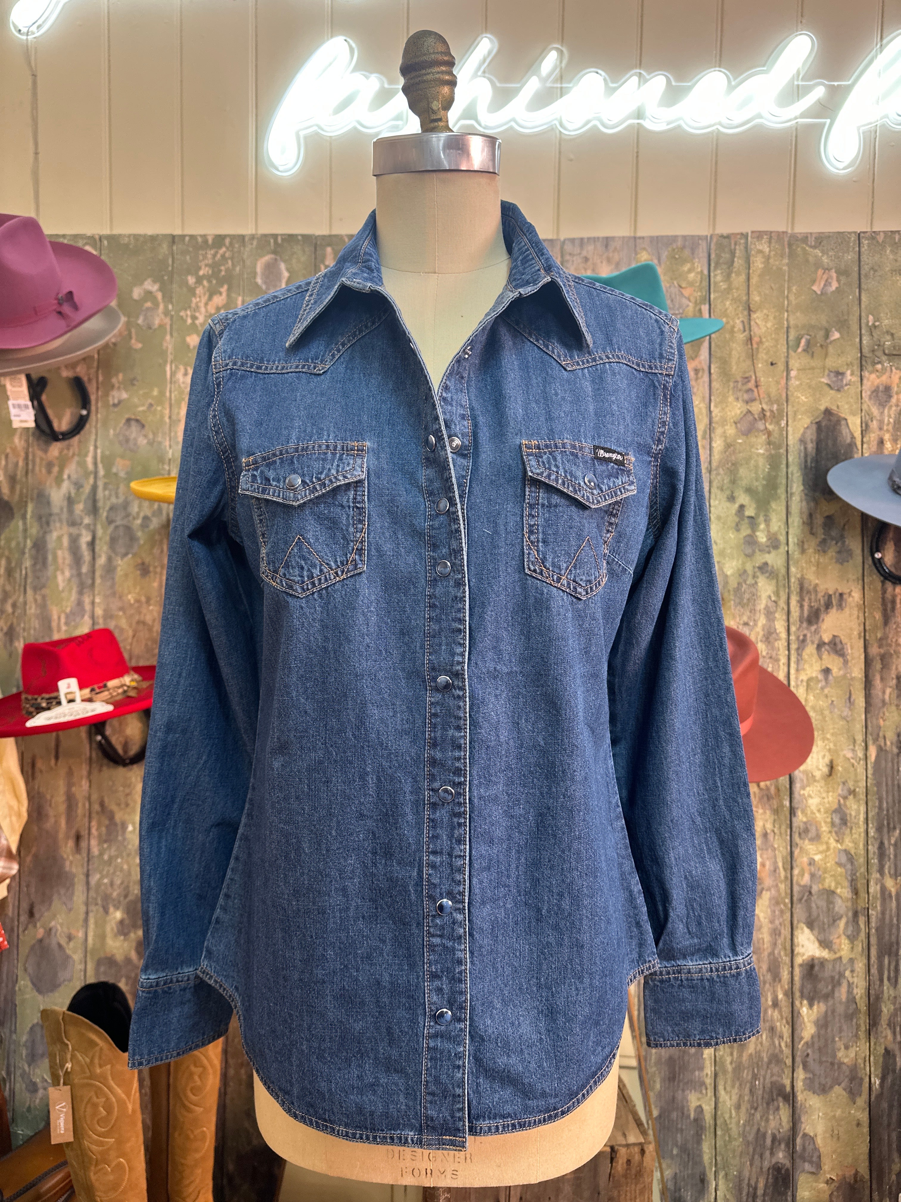 Wrangler Fitted Denim Shirt